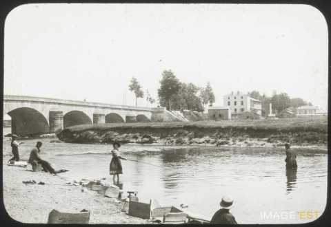 Pont sur la Moselle (Toul)